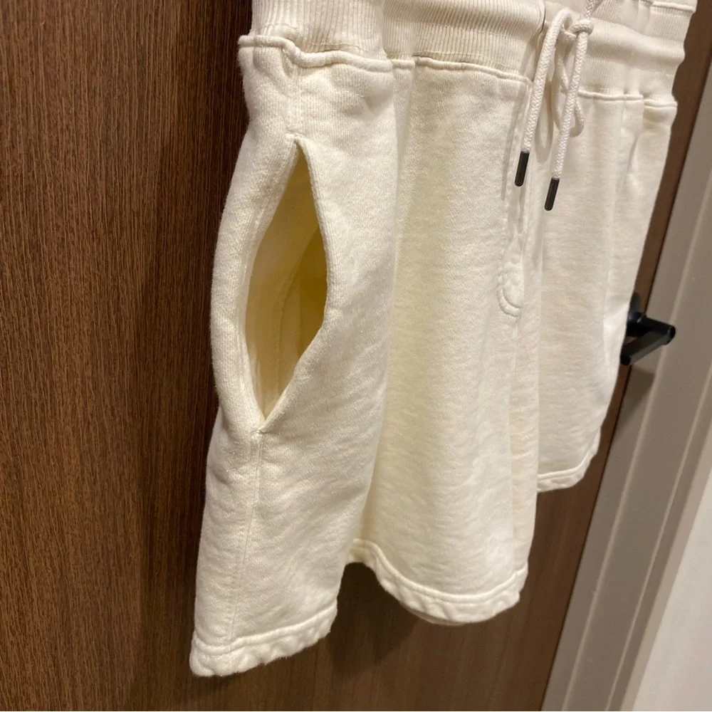 FP MOVEMENT Throw And Go Shortsie Size Large Cream 100% Cotton Muscle Tee Crew - Picture 8 of 14